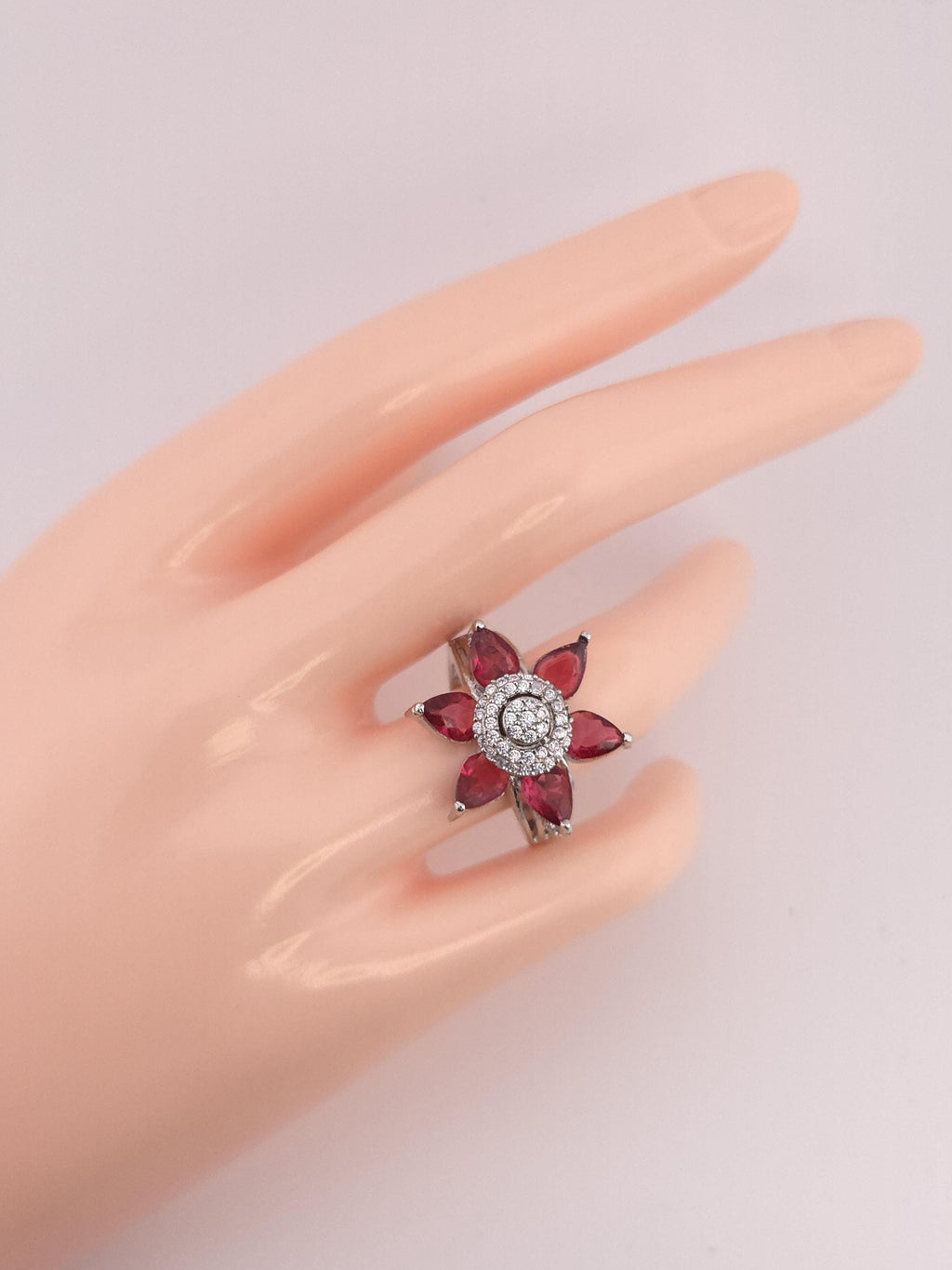 High scale adjustable flower pattern silver overlay cocktail ring card item