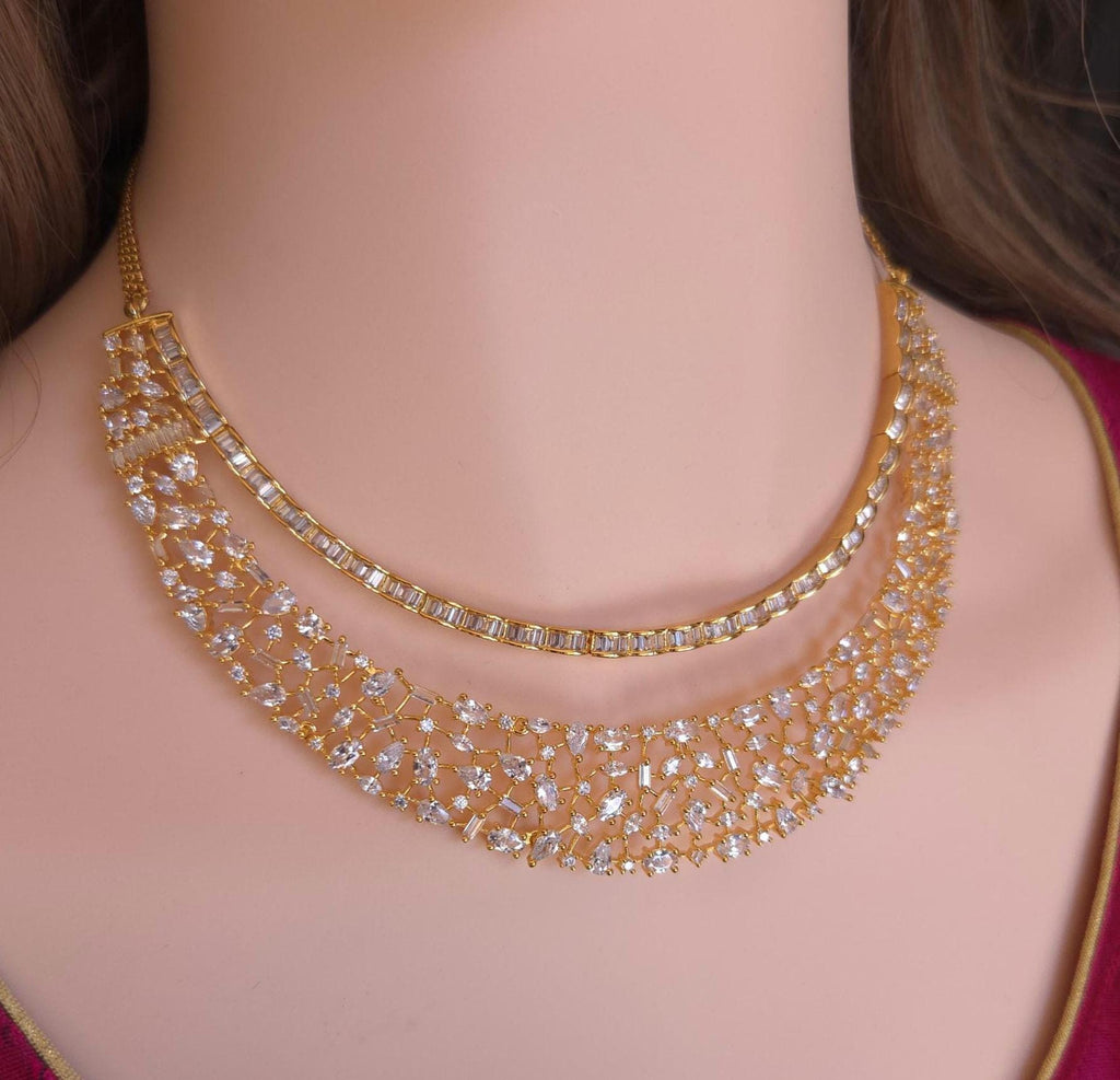 Intricate golden grid lattice pattern tiered bridal statement jewelry kit
