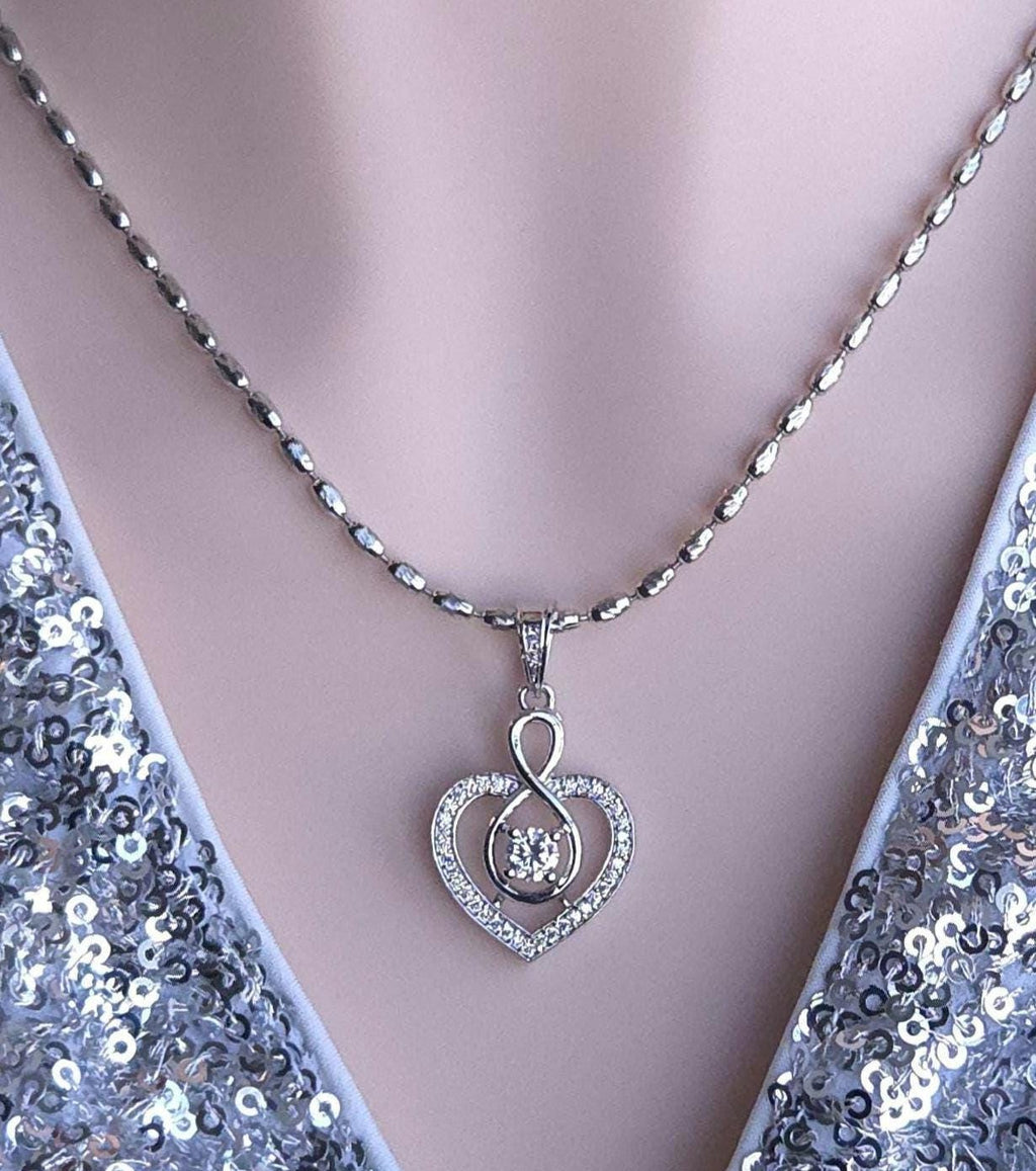 Dainty silver base heart shaped pink crystal necklace gift unit