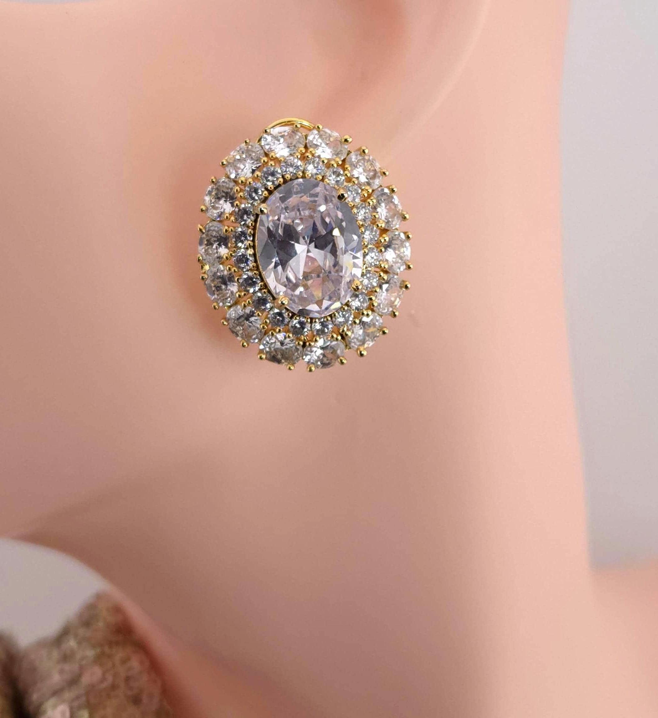 Classy oval halo mint green crystal lobe studs configuration framework