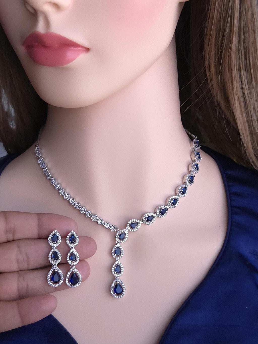 Modern Y design sequence teardrop crystal neck alignment file option