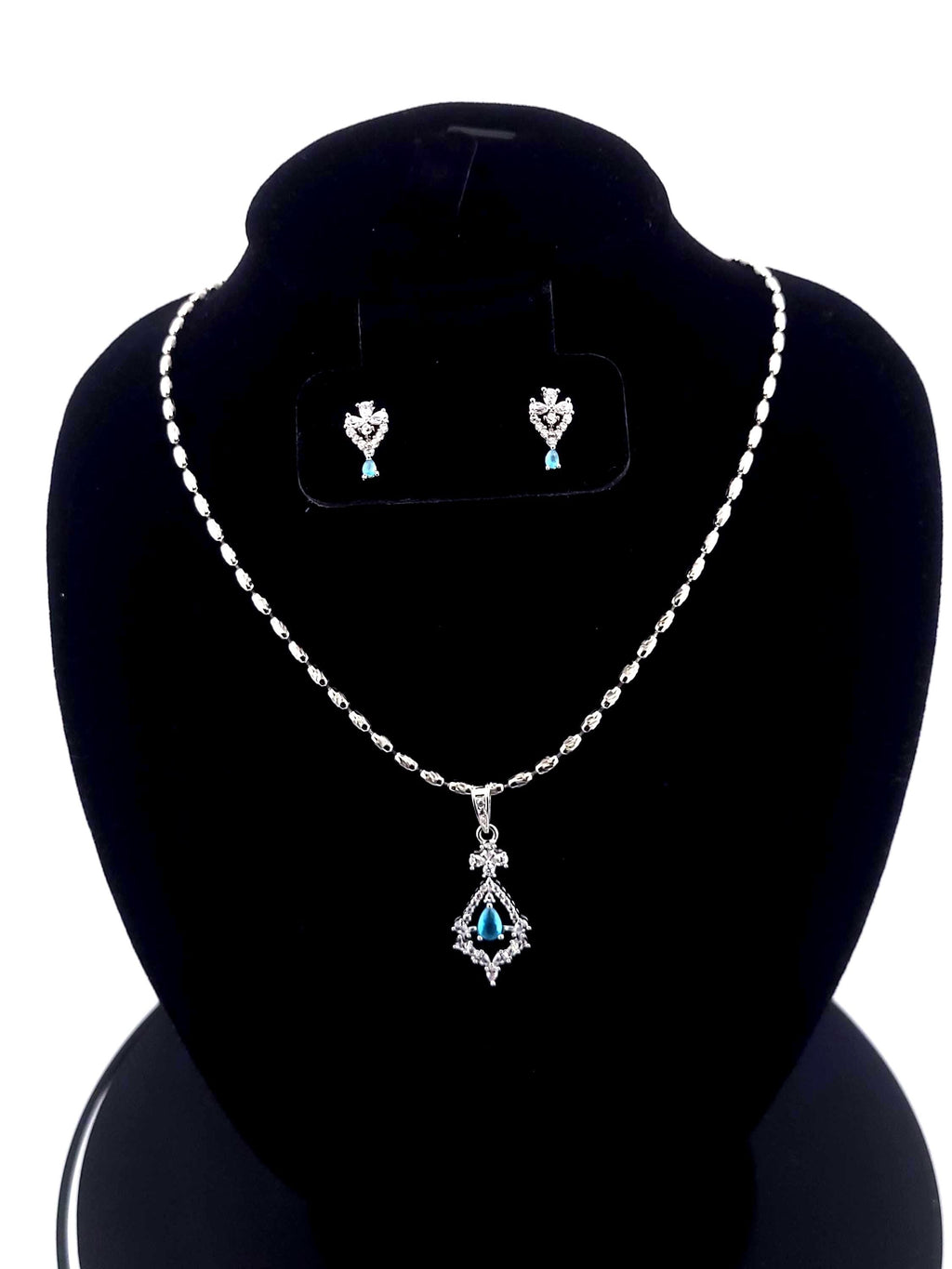 CZ Pendant Necklace Set – Red & Blue Stone, Minimalist Jewelry