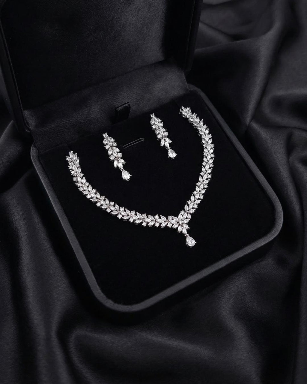 American Diamond Bridal Jewelry Set – Necklace, Earrings, Bracelet, Ring