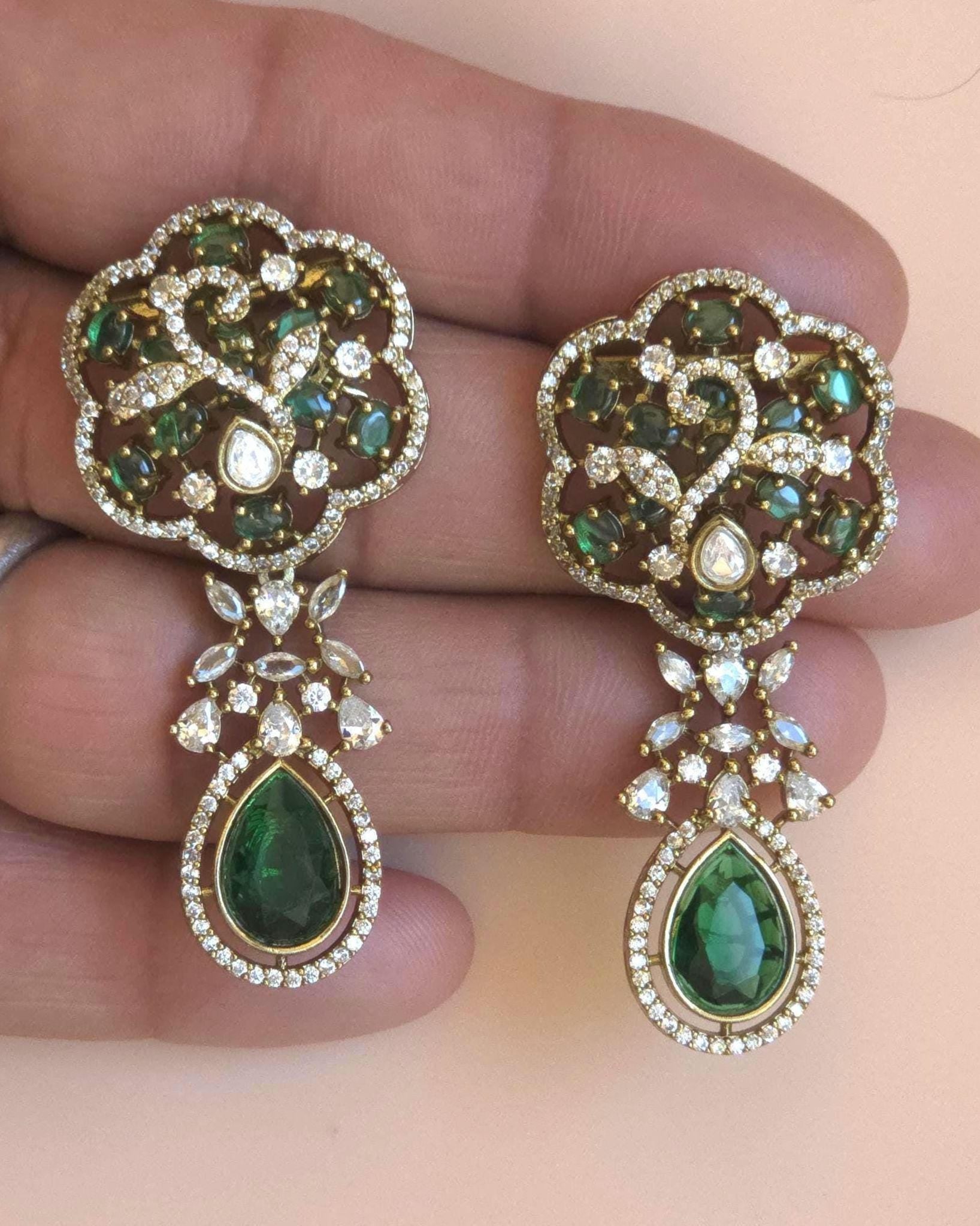 Emerald Green Kundan Bridal Choker Set, Indian Wedding Jewelry, Statement Lehenga Necklace, Pakistani Nikkah Reception Set