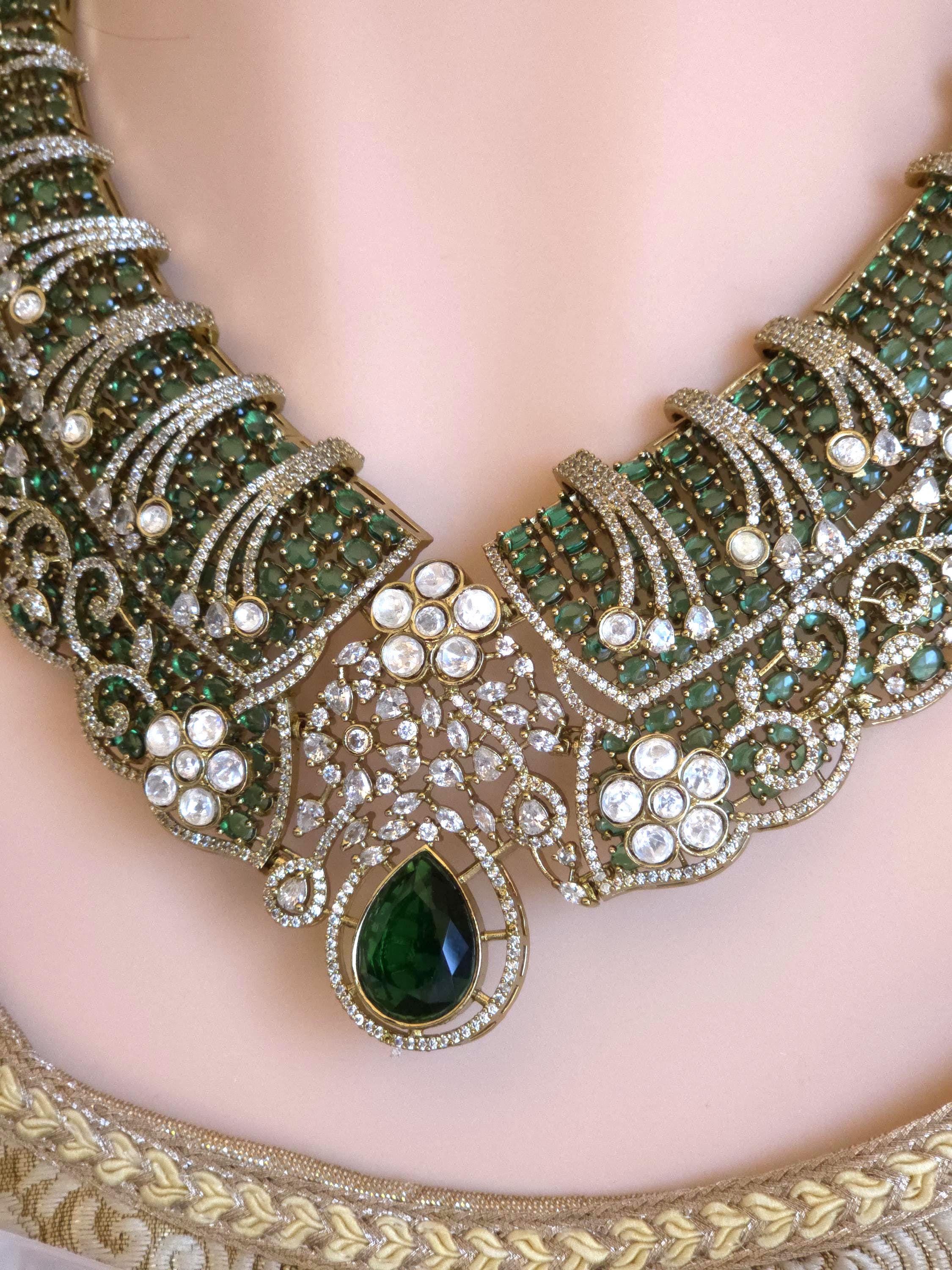 Emerald Green Kundan Bridal Choker Set, Indian Wedding Jewelry, Statement Lehenga Necklace, Pakistani Nikkah Reception Set