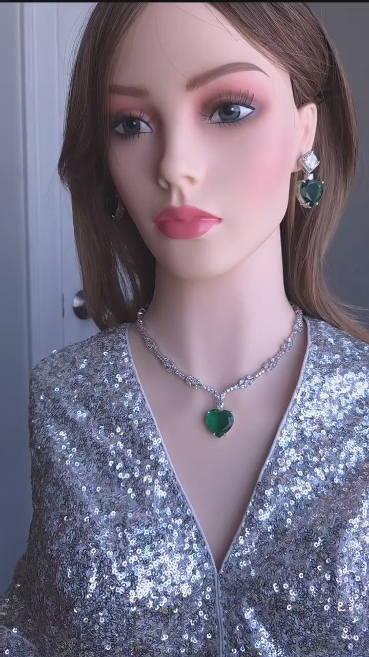 Emerald Green Heart CZ Necklace & Earrings Set – Silver Tone Jewelry