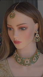 Green Floral Kundan Bridal Choker Set, Indian Wedding Jewelry, Pakistani Bridal Necklace, Maang Tikka Reception Set